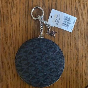NWT Michael Kors round coin wallet with key ring
